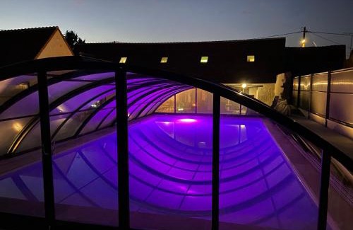 Maslives House | Gîte Les Trois Clés piscine privée 14 pers