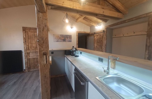 Septmoncel les Molunes Apartment | Gîte Modulable 14 Personnes Haut Jura