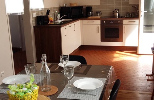 Poitiers House | Gîte Poitiers1950, 1à9Prsn, sleeps 5, 4Pkgs 14mn Futuroscope, Eco-Responsible