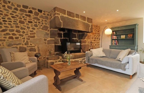 Saint-Patrice-du-Desert House | Gîte Saint-Patrice-du-Désert, 3 pièces, 6 personnes - FR-1-497-187