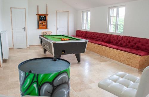 Happonvilliers House | Gîte spacieux à Happonvilliers avec jardin privatif, accueil jusqu'à 14 personnes, animaux admis - FR-1-581-139