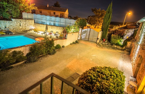 Allegre Les Fumades House | Gîte Standing Avec Jacuzzi Privatif