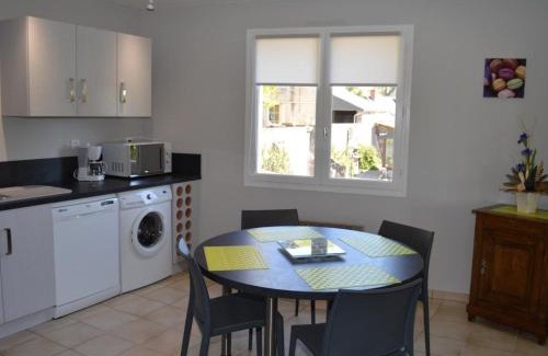Vouvray House | Gîte viticole à Vouvray avec jardin et wifi inclus - FR-1-381-167