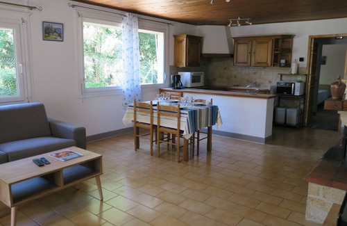 Saint-Pierre-du-Palais Cottage | Gîtes des Gannes 2 épis. Pets welcome!