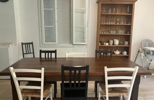 Noisy-sur-Ecole House | Gîtes des trois pignons