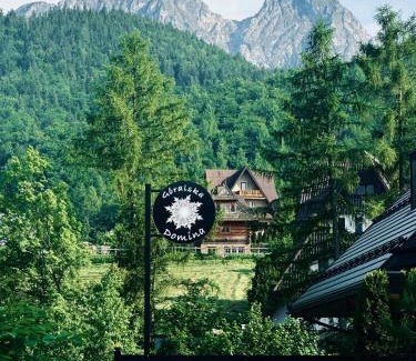 Zakopane Ski Chalet | Góralska Domina Ville Premium