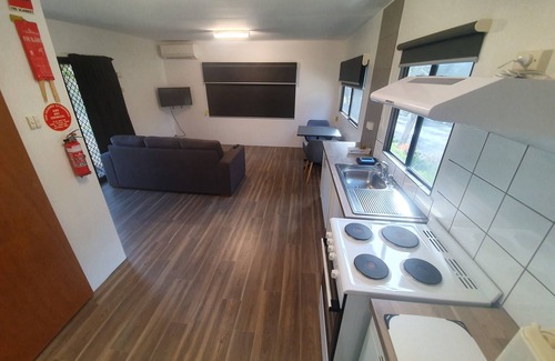 Ararat Cabin | G'day Parks Ararat