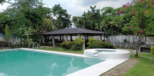 Calamba Hotel | G-Hotel Luxury Villa Resort & Hot Spring