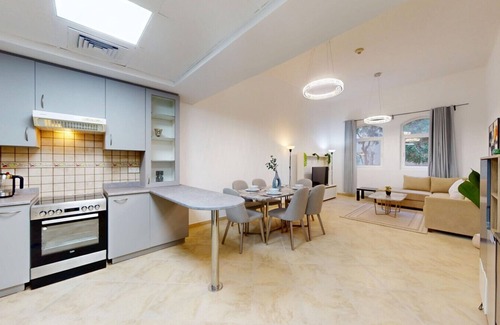 Motor City Apartment | G02 Sherlock House 2 - Peaceful One Bed in Motor City