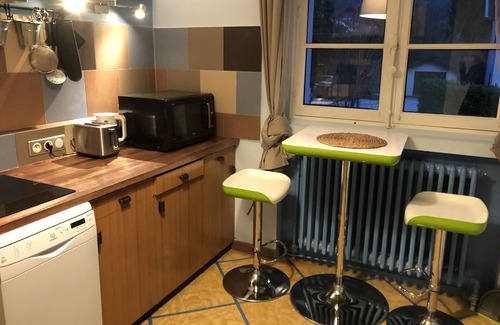 Saint-Martin-d'Uriage Villa | G1 Apartment with beautiful terrace between Grenoble and Chamrousse