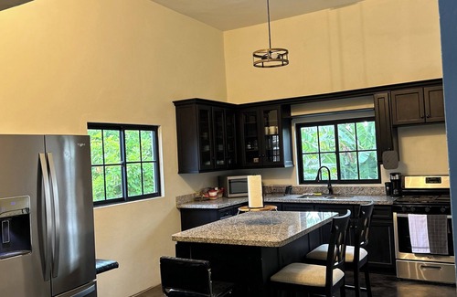 Runaway Bay Villa | Gab’s Place Villa