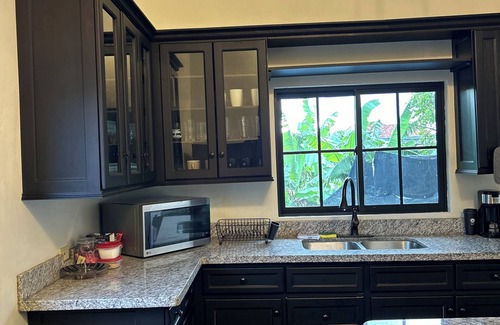 Runaway Bay Villa | Gab’s Place Villa