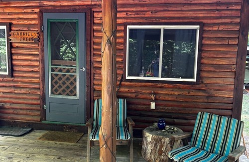 Le Roy Cabin | Gabriel`s Cabin in the Woods