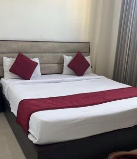 Buxar Hotel | Gagan Lodge & Cafe