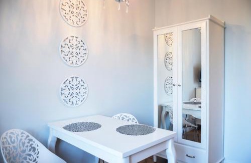 Sielce Apartment | Gagarina 33 - studio by Homeprime