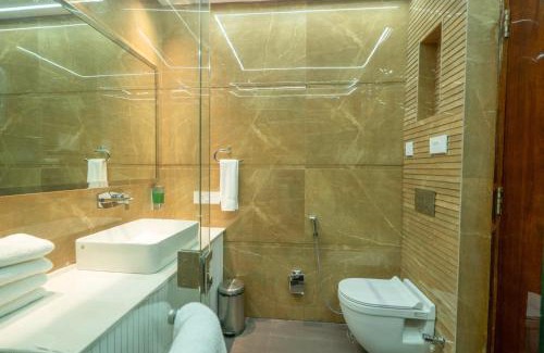 New Delhi Hotel | GAJRAULA SUKHDEV DHABA and RESORT