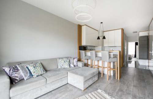 Targowek Apartment | Gama Home Glebocka 5D, 2-6 Guests