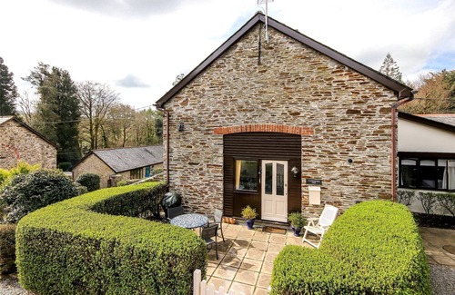 Ivybridge Cottage | Gamekeepers Hide - Stunning cottage with two heated pools feet away