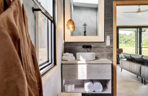 Wilsons Creek Villa | Gan Eden Retreat-Byron bay , luxuries escape