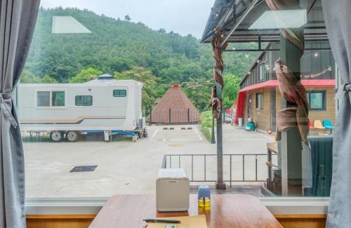 Gangneung House | Gangneung Demuir Caravan