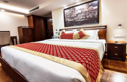 Varanasi Hotel | Gangotri - A Divine River Retreat