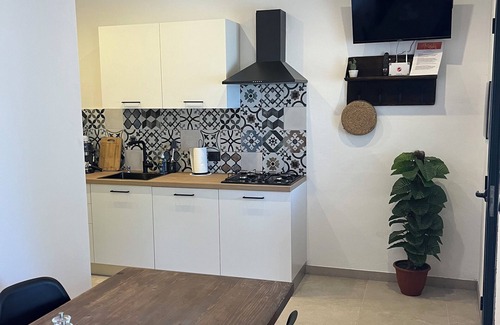 Zambrone Apartment | Ganze Wohnung #2-pool-meerblick-ruhe-nahe Tropea