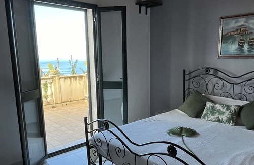 Zambrone Apartment | Ganze Wohnung #3 in der "baia DEL Sole-zambrone"-meerblick-pool-ruhe-nahe Tropea