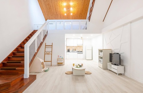 Gapyeong House | Gapyeong Daengdaengi Dog Pension Silver
