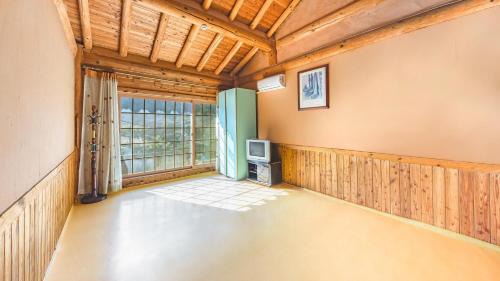 Seorak House | Gapyeong dolgungpensyeon&kaempingjang