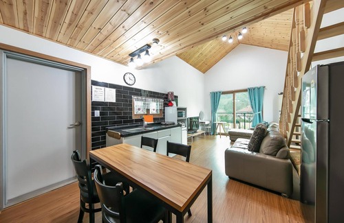 Seorak House | Gapyeong Twelve Pension