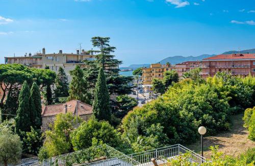 Pietra Ligure Apartment | Garage - 250metri dalle spiagge - Patio vista mare