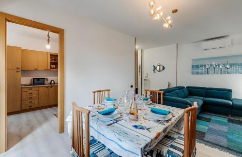 Riva del Garda Apartment | Garda Lake View From The 7th Floor - Happy Rentals