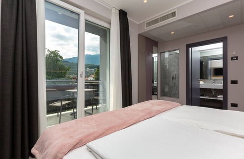 Riva del Garda Hotel | Garda Life