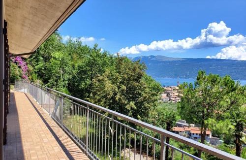 Toscolano Maderno Apartment | Garda Sunshine