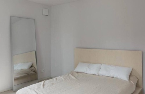 Werben Apartment | GARDEN FLOOR LEFT: Open-plan living room, terrace and view of the countryside