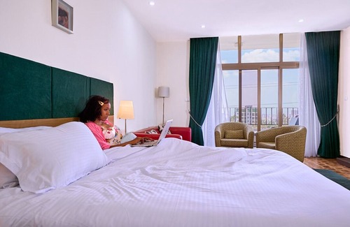 Yeka Hotel | Garden Hills Hotel