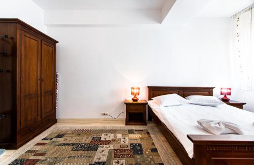 Aviatiei Apartment | Garden Oasis Studio