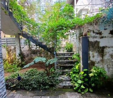 Thamaraparambu House | Garden Of Dreams Home stay