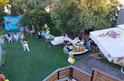 Shlomi Ski Chalet | Garden on TOP of the WORLD צימר על גג העולם