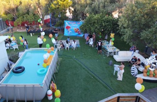 Shlomi Ski Chalet | Garden on TOP of the WORLD צימר על גג העולם