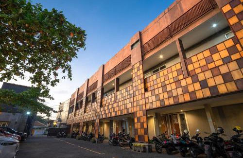 Jember House | Garden View by Calli Rooms