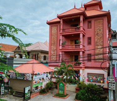 Siem Reap Hotel | Garden Village Boutique Hotel & Pool Bar