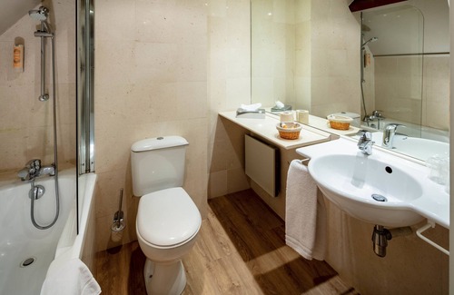 Mignaloux-Beauvoir Hotel | Garrigae Manoir de Beauvoir