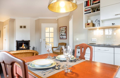 Archsum Apartment | Gartensuite - Exklusive Ferienwohnung Unter Reet für 2 Personen