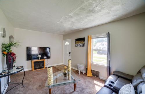 Gary House | Gary Vacation Rental about 5 Mi to Lake Michigan!