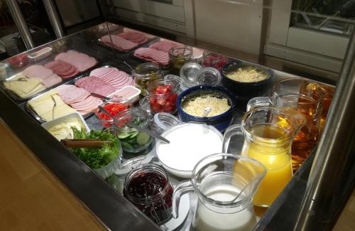 Raisio Hotel | Gasthaus Henri