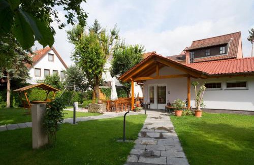 Ullstadt Hotel | Gasthaus zur Wolfsschlucht