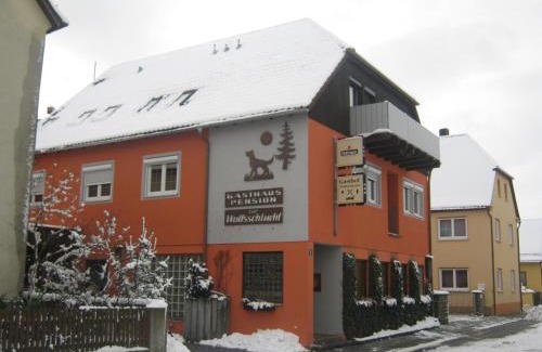 Ullstadt Hotel | Gasthaus zur Wolfsschlucht