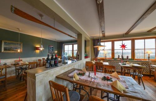 Grabenstatt Hotel | Gasthof Chiemseefischer