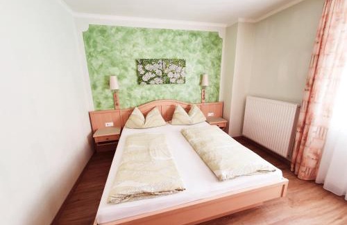 Unterbergen Hotel | Gasthof Hotel Zur Post